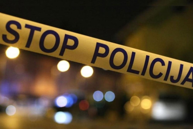 Jedno lice poginulo, dvoje teže povrijeđeno na autoputu kod Prnjavora