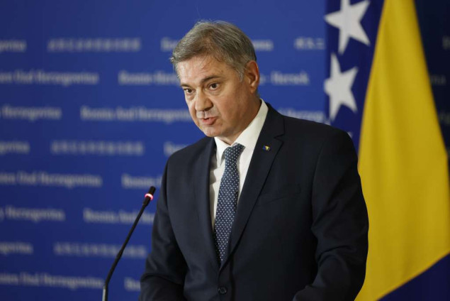 UŽIVO:  Zvizdić : "Mir će biti sačuvan"