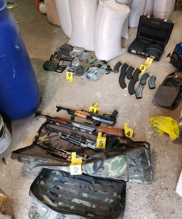 Kosovska policija otkrila bazu naoružanja u Zvečanu