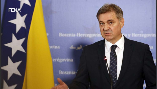 "Gradimo budućnost domovine kao demokratske, interkulturne, antifašističke i evropske države"