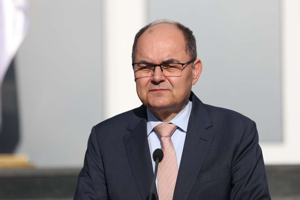 Schmidt: Procesuiranje predmeta pred pravosudnim institucijama u interesu je društva u cjelini