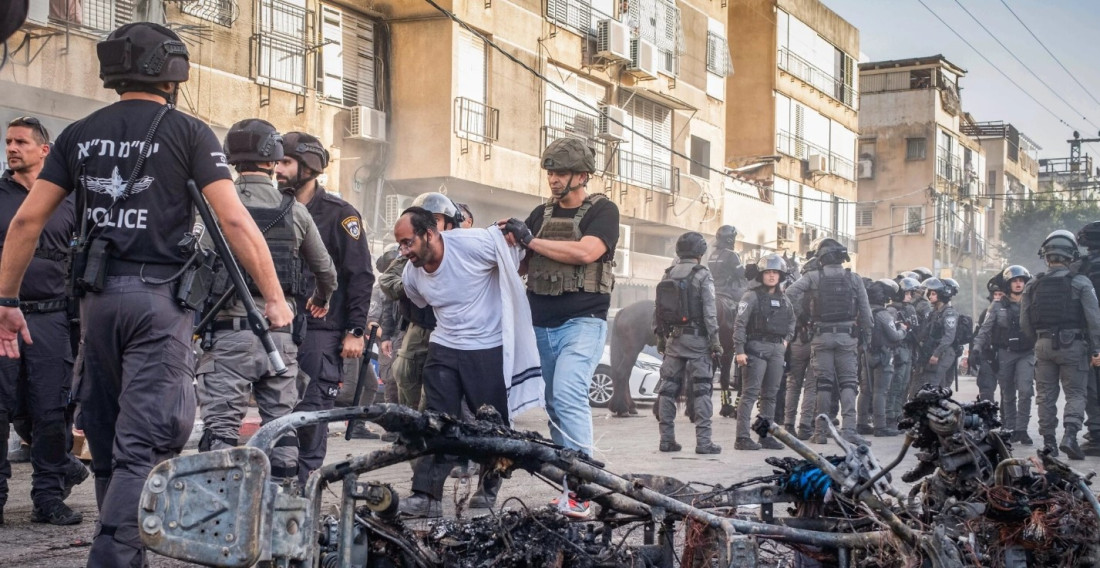 Ultraortodoksni Jevreji jurili izraelske vojnikinje, policija intervenisala