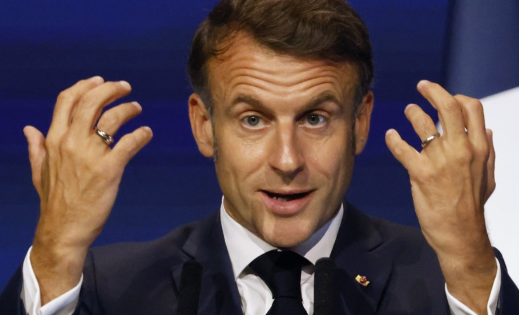 Macron traži od EU da zabrani društvene mreže mlađima od 15 godina