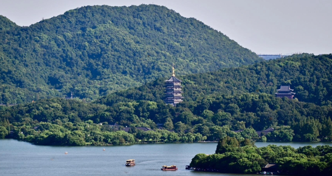 Hangzhou, kineski "raj na zemlji" poznat po jezeru i historijskim hramovima