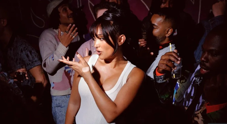 Joy Crookes - Nakon dugog puta traženja sebe, početak sjajne karijere