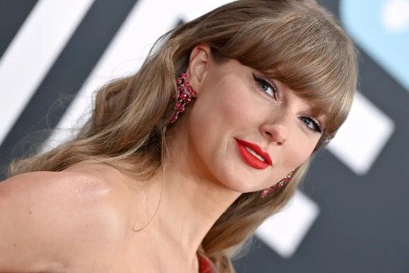 Uz novi album Taylor Swift čeka se i prateći promo - dokumentarac