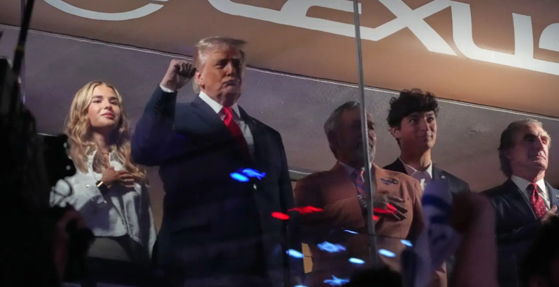 Trump izviždan tokom američke himne pred treću utakmicu NBA finala u New Yorku