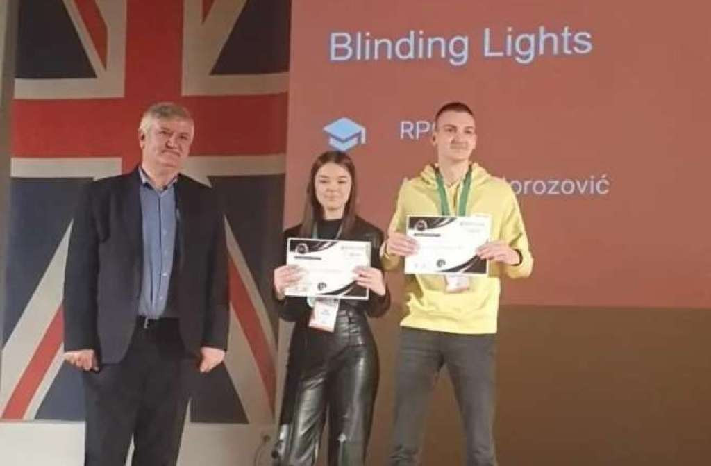 Učenici Ammar i Ena iz Bihaća osvojili zlato za projekt 'Solarne roletne'