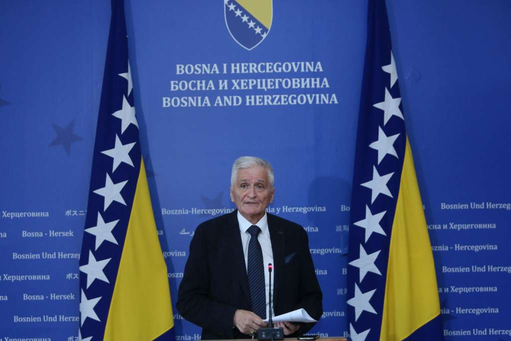 Nastaviti reformski proces u skladu s dogovorom političkih partnera