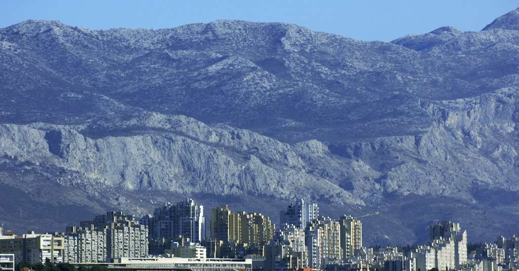 Hrvatska: Po splitskim zgradama osvanuli grafiti protiv Milanovića i Penave