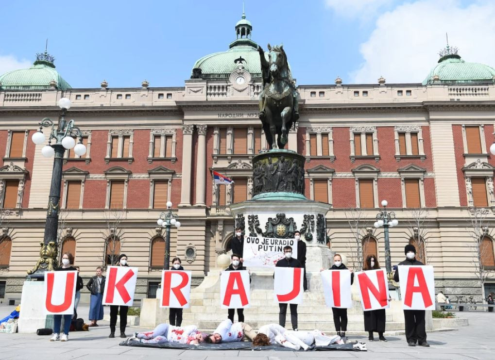 U Beogradu održan performans za žrtve rata u Ukrajini