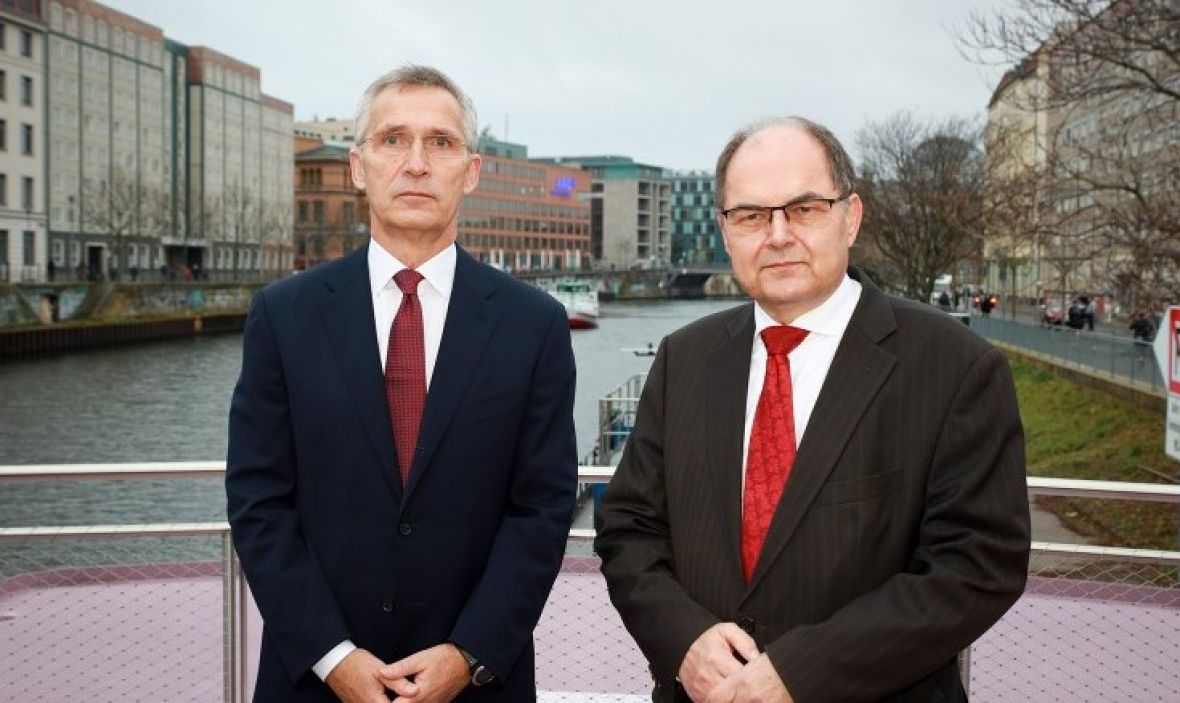 Schmidt se sastao Stoltenbergom, razgovarali o Oružanim snagama BiH