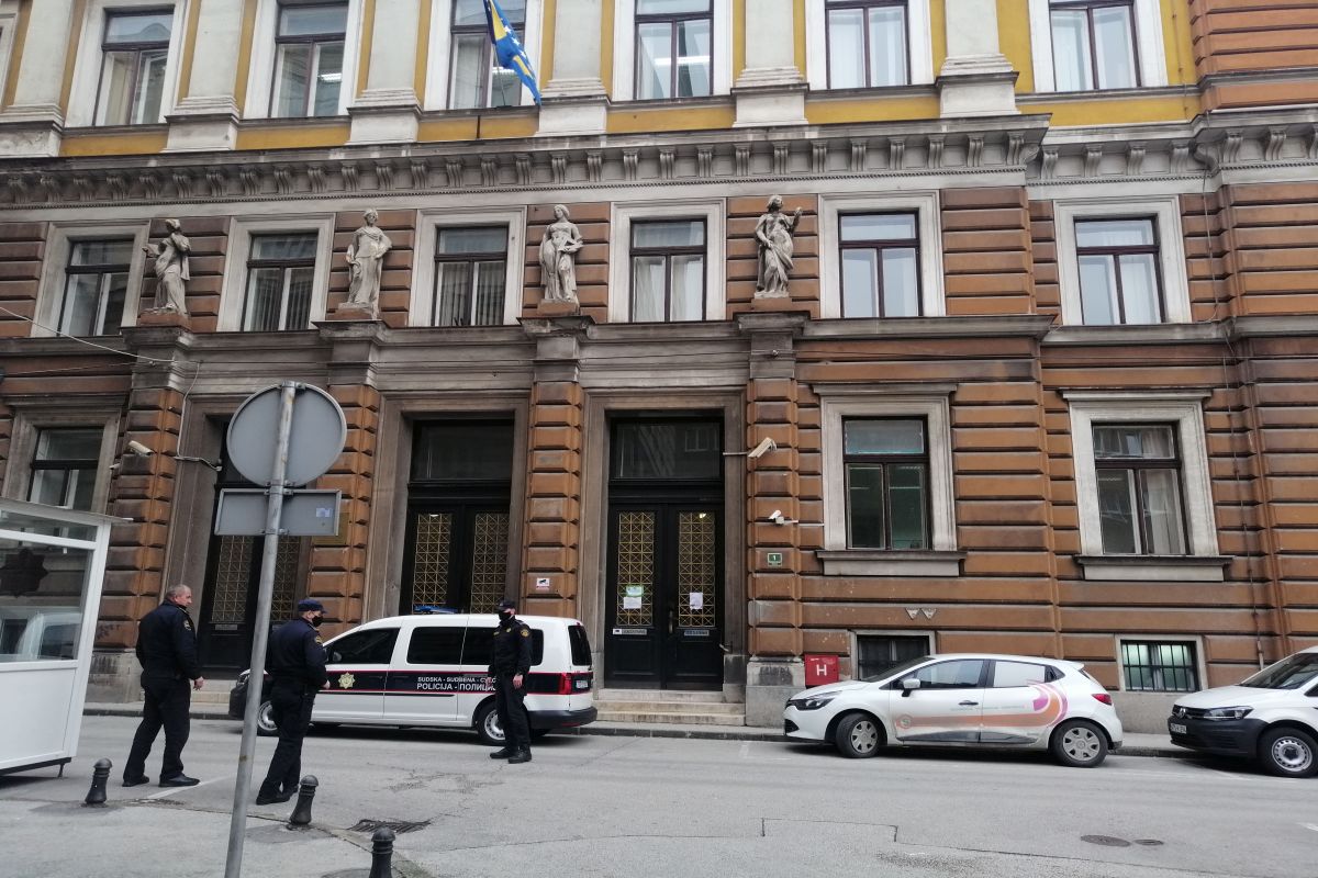 Potvrđena optužnica protiv 21 osobe zbog fingiranja saobraćajnih nezgoda