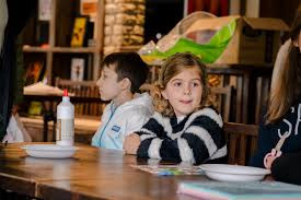 Svjetski dan djeteta - BiH nedovoljno ulaže u djecu