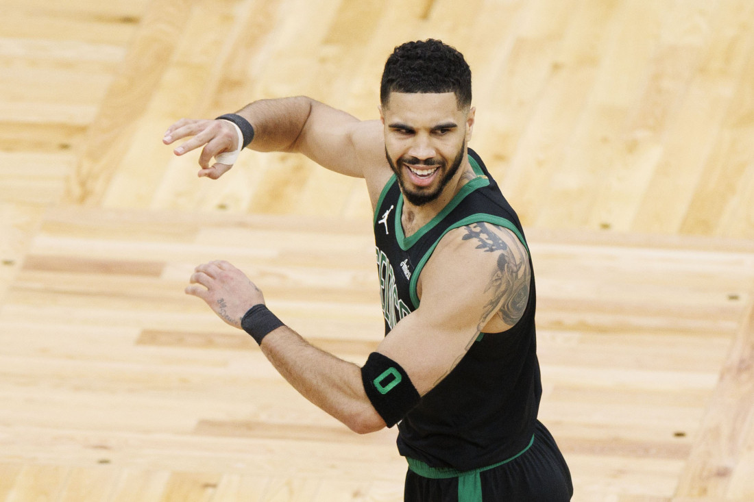 Povratak Tatuma na teren, Garza sjajno iskoristio minute