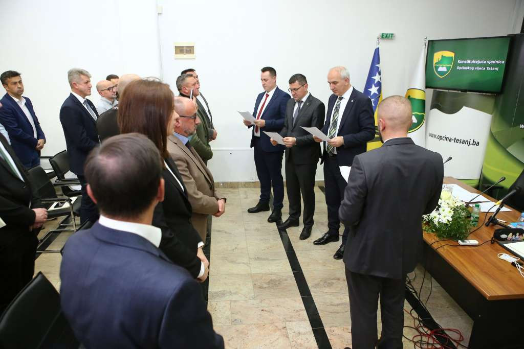 Amir Kurtić iz SDA predsjedavajući, a Amir Pilav iz SDP-a zamjenik predsjedavajućeg OV Tešanj