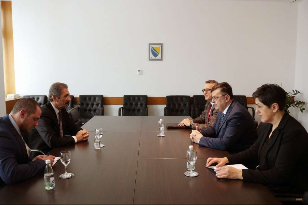 Tegeltija s ambasadorom Palestine u BiH razgovarao u budućoj saradnji