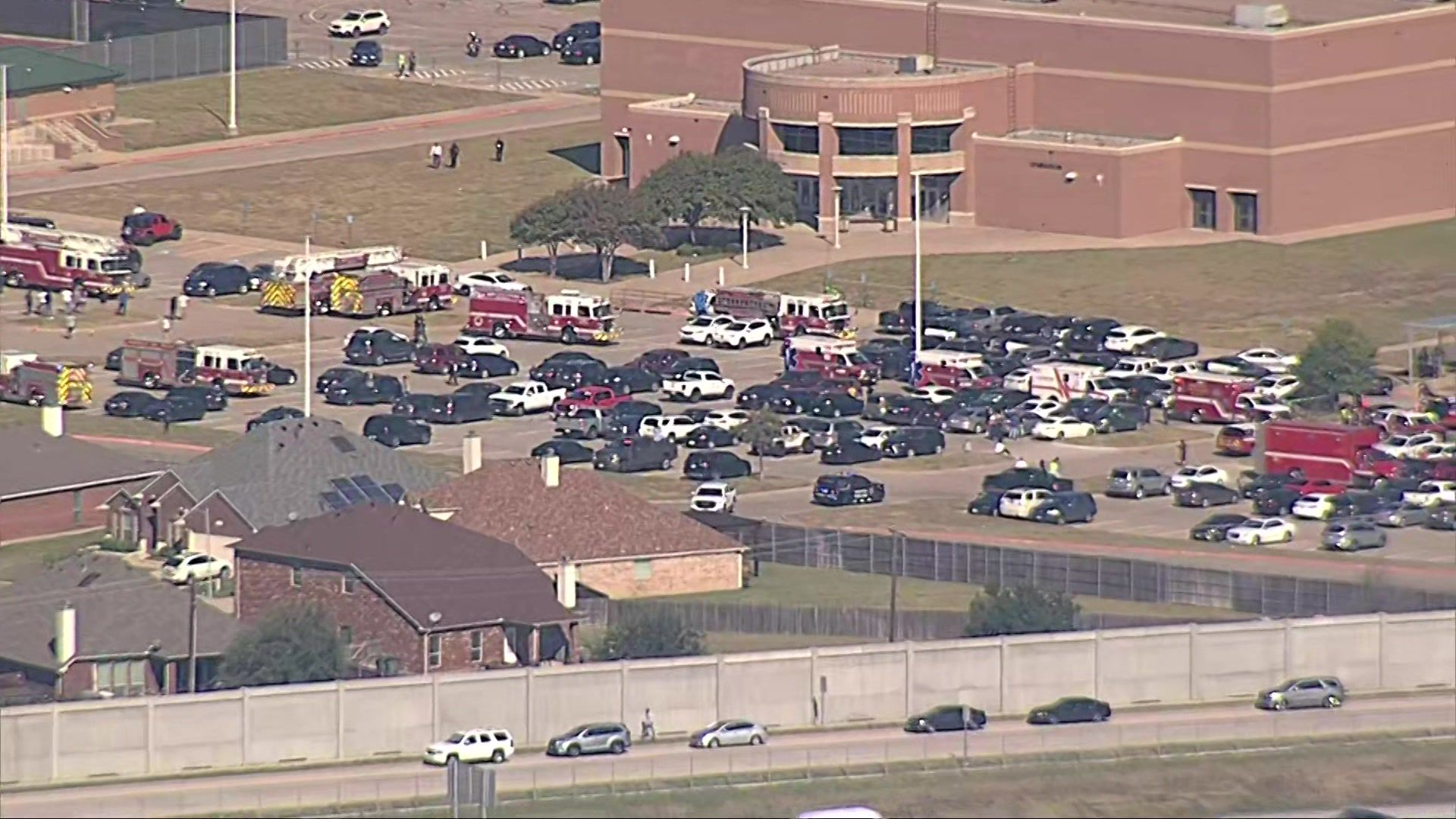 Pucnjava u školi u Teksasu, povrijeđene četiri osobe