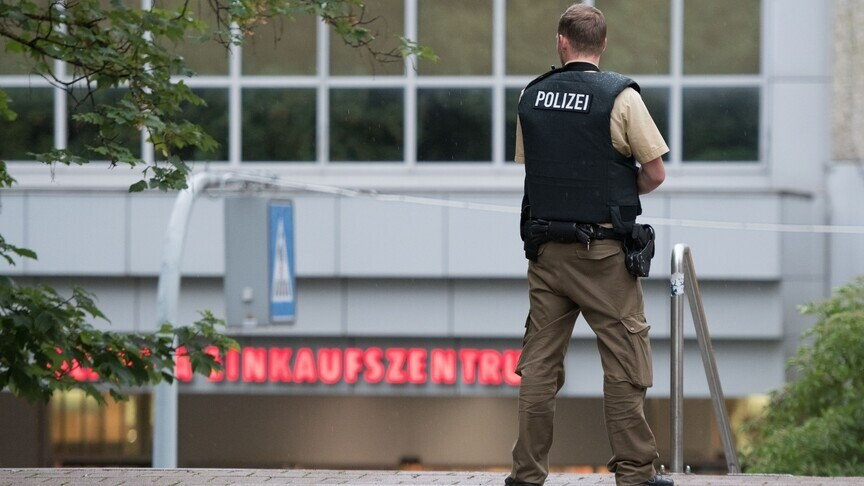 Talačka kriza u Njemačkoj, policija opkolila banku