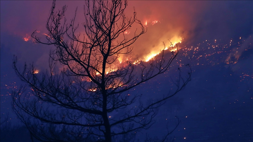 Sjevernoj Makedoniji u pomoć stižu jedan helikopter iz Češke i 50 vatrogasaca iz Slovenije