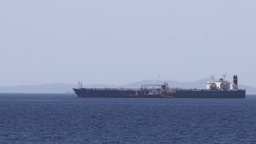 Iranski supertanker s 220 miliona dolara nafte izbjegao američku pomorsku blokadu