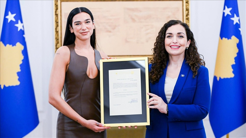 Slavna pjevačica Dua Lipa dobila kosovsko državljanstvo
