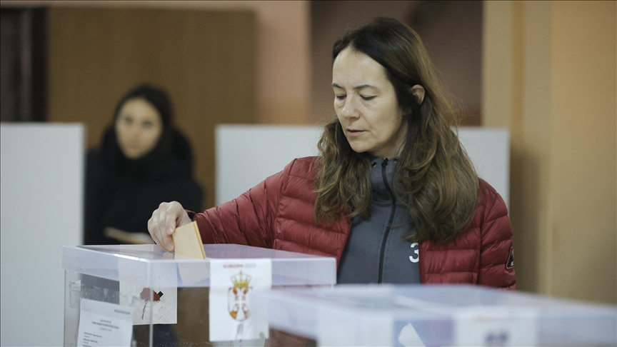 Zatvorena birališta u Srbiji: Zabilježena velika izlaznost i brojni incidenti