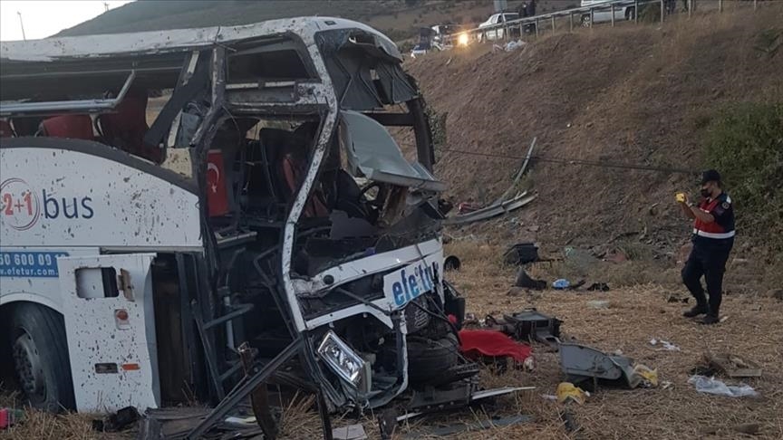 Prevrnuo se autobus na zapadu Turske, poginulo 14 osoba