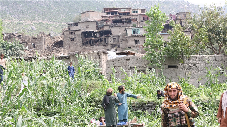 Broj poginulih u zemljotresu u Afganistanu povećan na 1.800, nastavljaju se spasilačke akcije