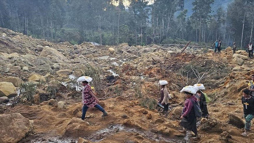 Klizište u selu u Papui Novoj Gvineji usmrtilo najmanje 20 ljudi