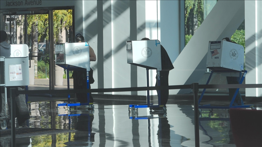 Otvorena biračka mjesta u utrkama za guvernere u američkim saveznim državama Virginia i New Jersey