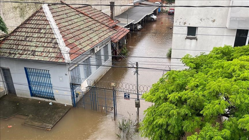 Najmanje 22 poginule osobe u razornim poplavama u Minas Geraisu