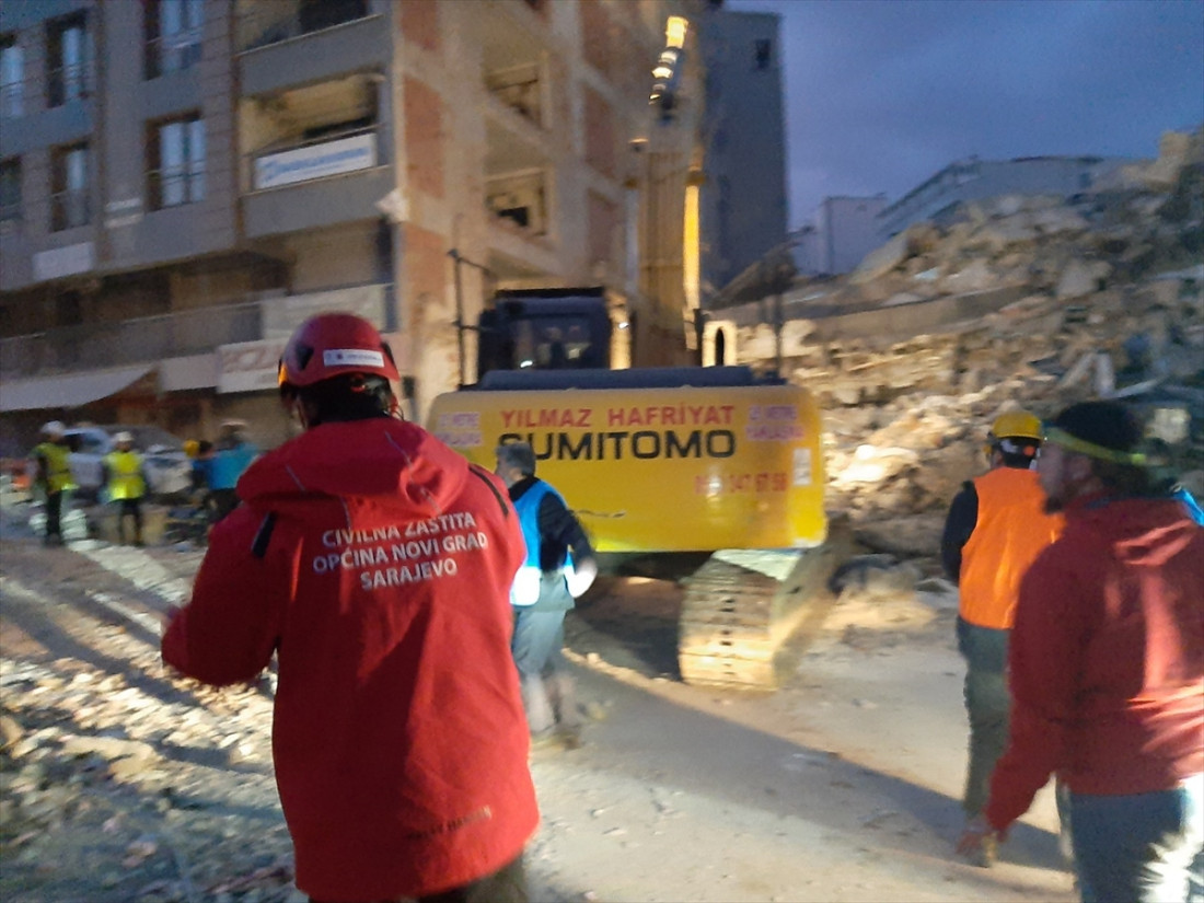 Tim iz BiH spasio devet osoba, nastavljaju potragu za preživjelima u Hatayu