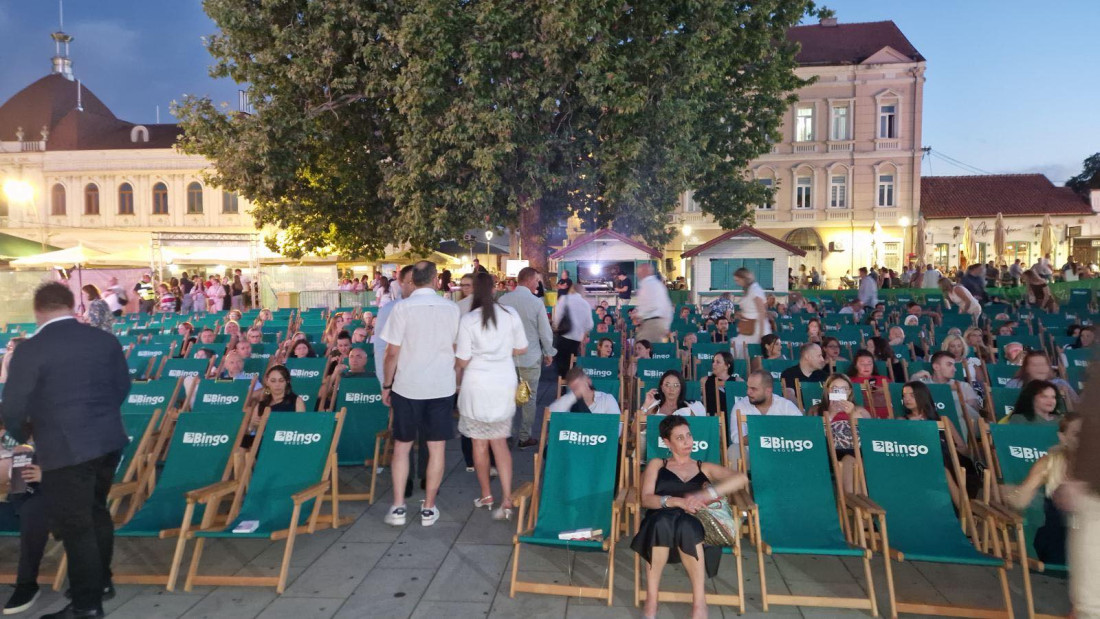 Tuzla pod zvijezdama - Sarajevo Film Festival stigao na Trg slobode