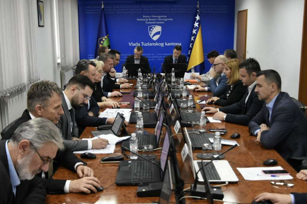 Vlada TK traži od viših nivoa vlasti rješavanje problema saobraćajne blokade