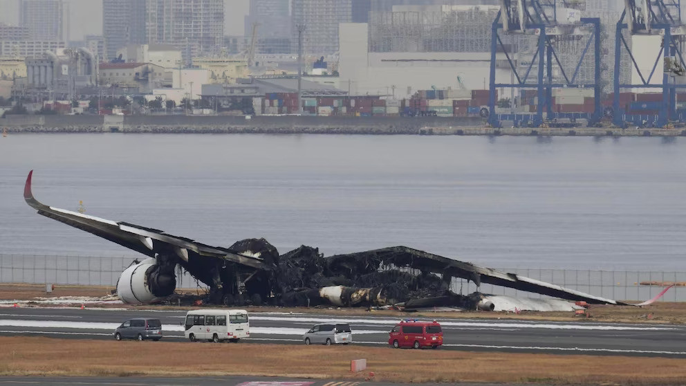 Više od 100 letova otkazano nakon nesreće na aerodromu u Tokiju