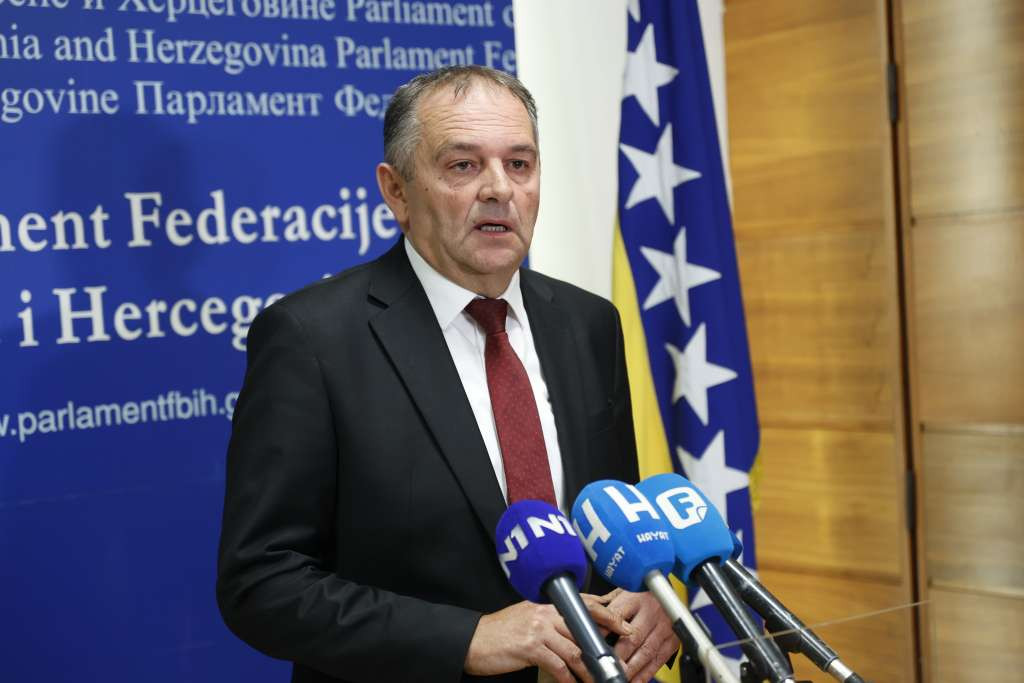 Martinović zahvalio Soreci na doniranoj informatičkoj opremi za kantonalne skupštine