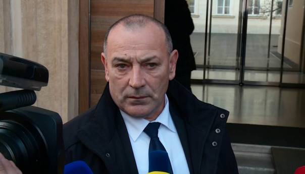 Medved upravitelj štaba na potresom pogođenom području