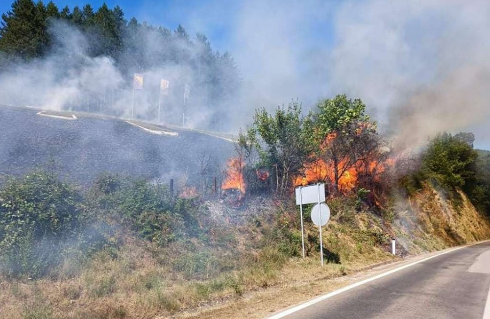Požari u RS-u jenjavaju, ne isključuje se mogućnost ljudske odgovornosti