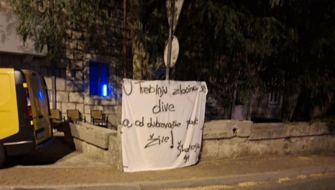 Trebinjcima koji su veličali ratnog zločinca Mladića oduzete radne dozvole i zabranjen ulazak u Hrvatsku