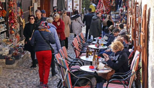 U BiH u novembru više od 200 hiljada noćenja turista, najduže boravili Iranci, Egipćani, Finci