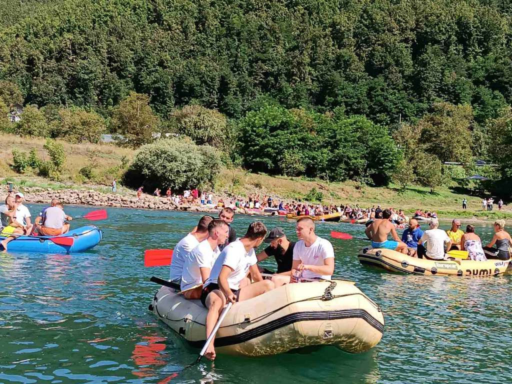 U junu 166 hiljada turista, 17,3 posto više u odnosu na juni prošle godine