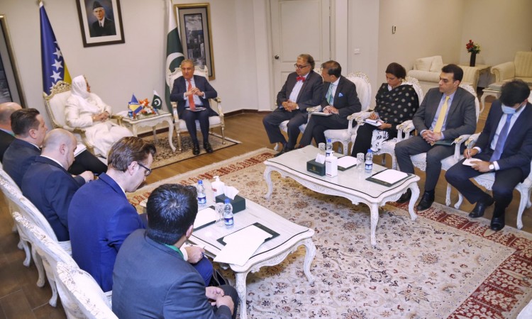 Susret ministrice Turković u Islamabadu s ministrom Mahmoodom Qureshijem