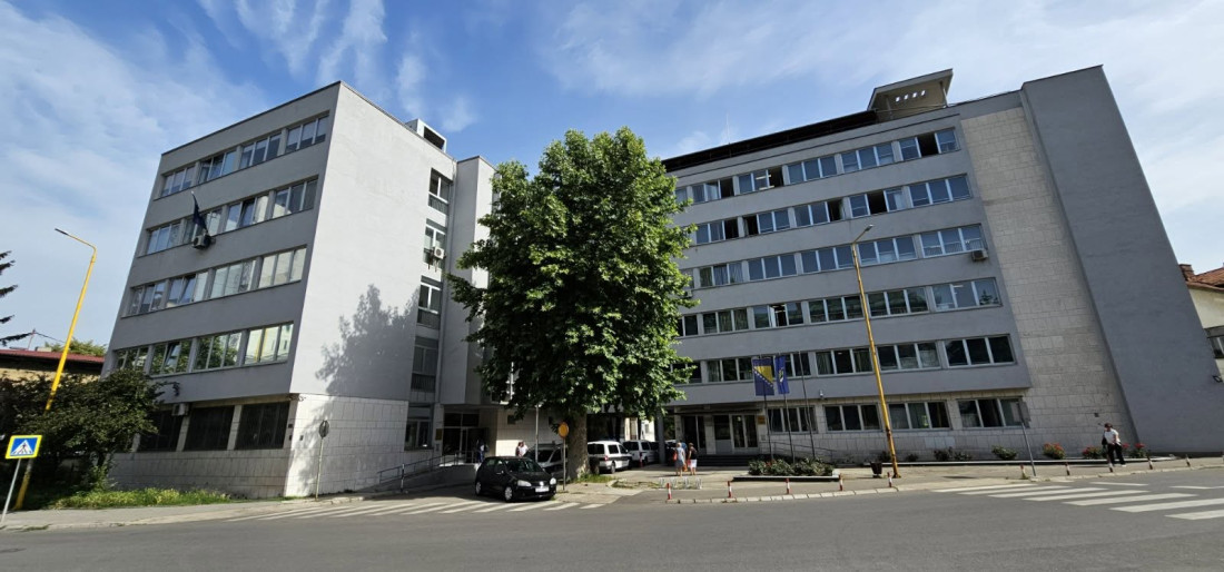 Petnaestogodišnjakinja predata Tužilaštvu nakon incidenta u Gornjoj Tuzli