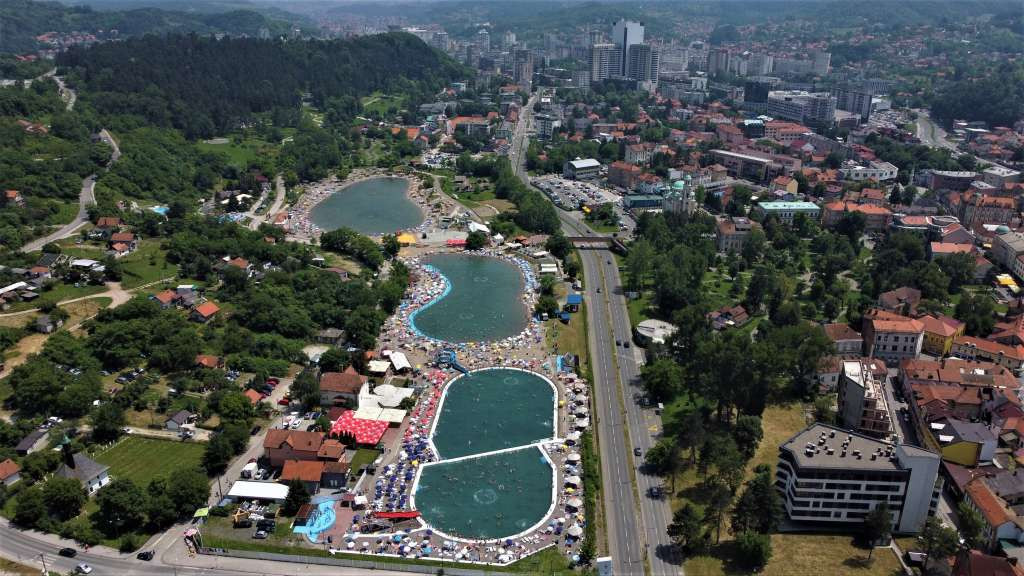 Turistička zajednica Tuzle poziva iznajmljivače na zakonsku registraciju smještaja i prijavu gostiju