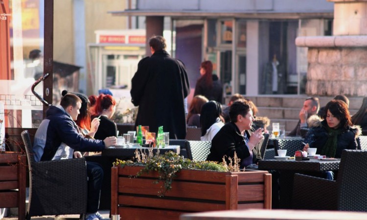 U Sloveniji se broj zaraza smanjuje, popuštanja u turizmu i ugostiteljstvu