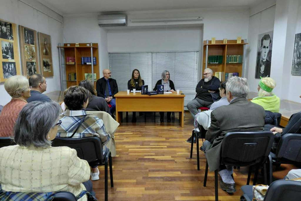 U Tuzli promocija sabranih djela Radovana Jovanovića