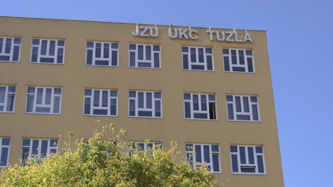 Mopedom sletio s kolovoza, prevezen u UKC Tuzla
