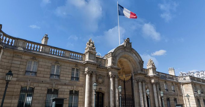 Na predsjedničku rezidenciju u Parizu ispaljen vatromet