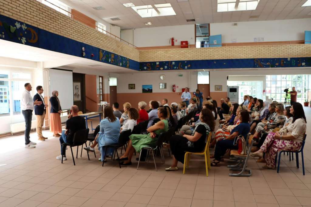 Uk i Hota-Muminović: Besplatni udžbenici i milionska ulaganja u obrazovanje